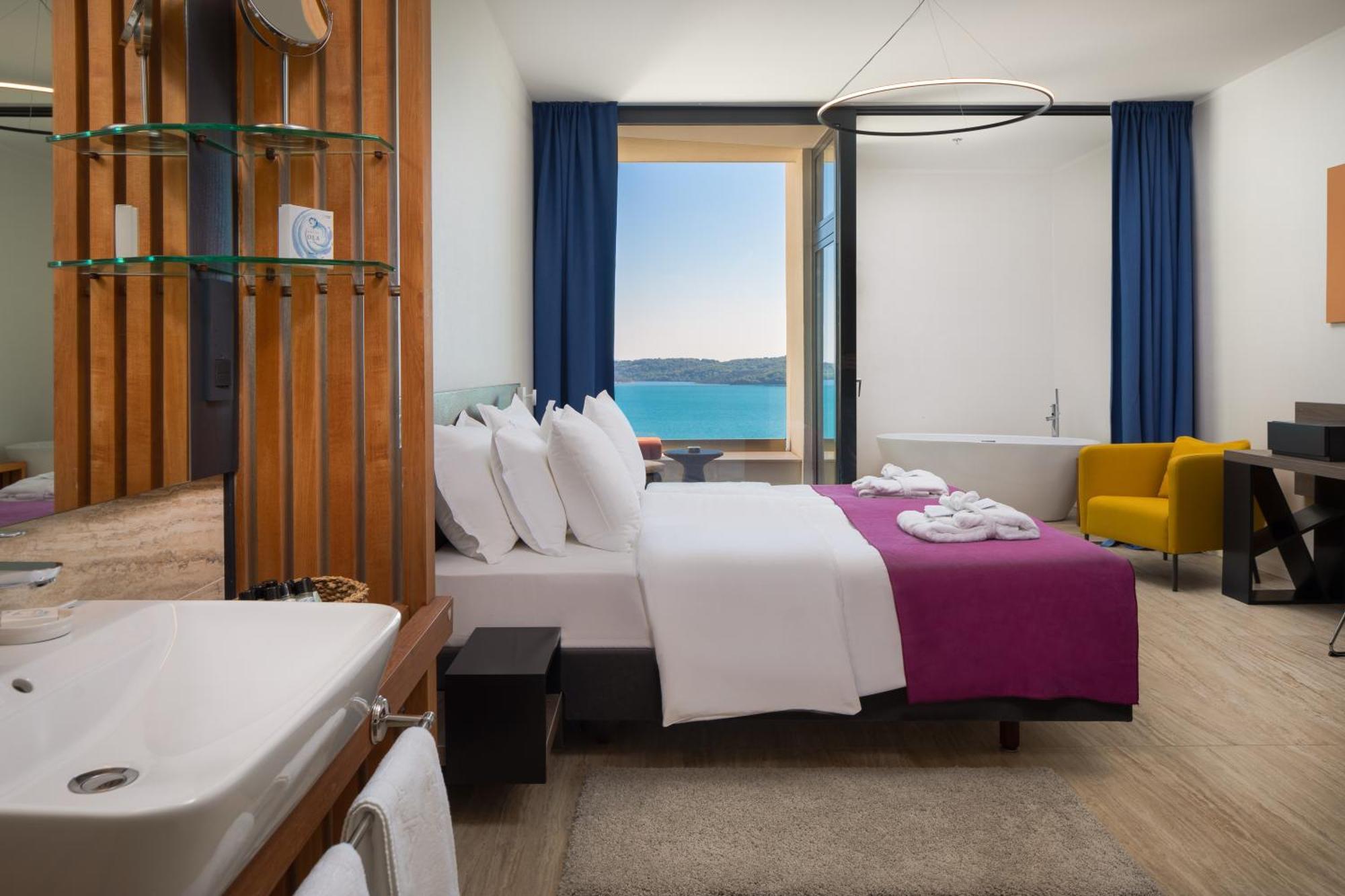 Hotel Ola - Adults Only سيغيت دونيي المظهر الخارجي الصورة